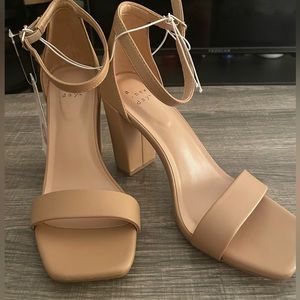 Taupe ultimate comfort heels